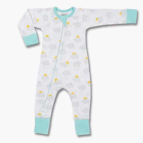 100% organic cotton baby and toddler zipper pajamas. White fabric with cloud print, light blue cuffs on sleeves and feet. Features a 2 way zipper for easy diaper changes. 